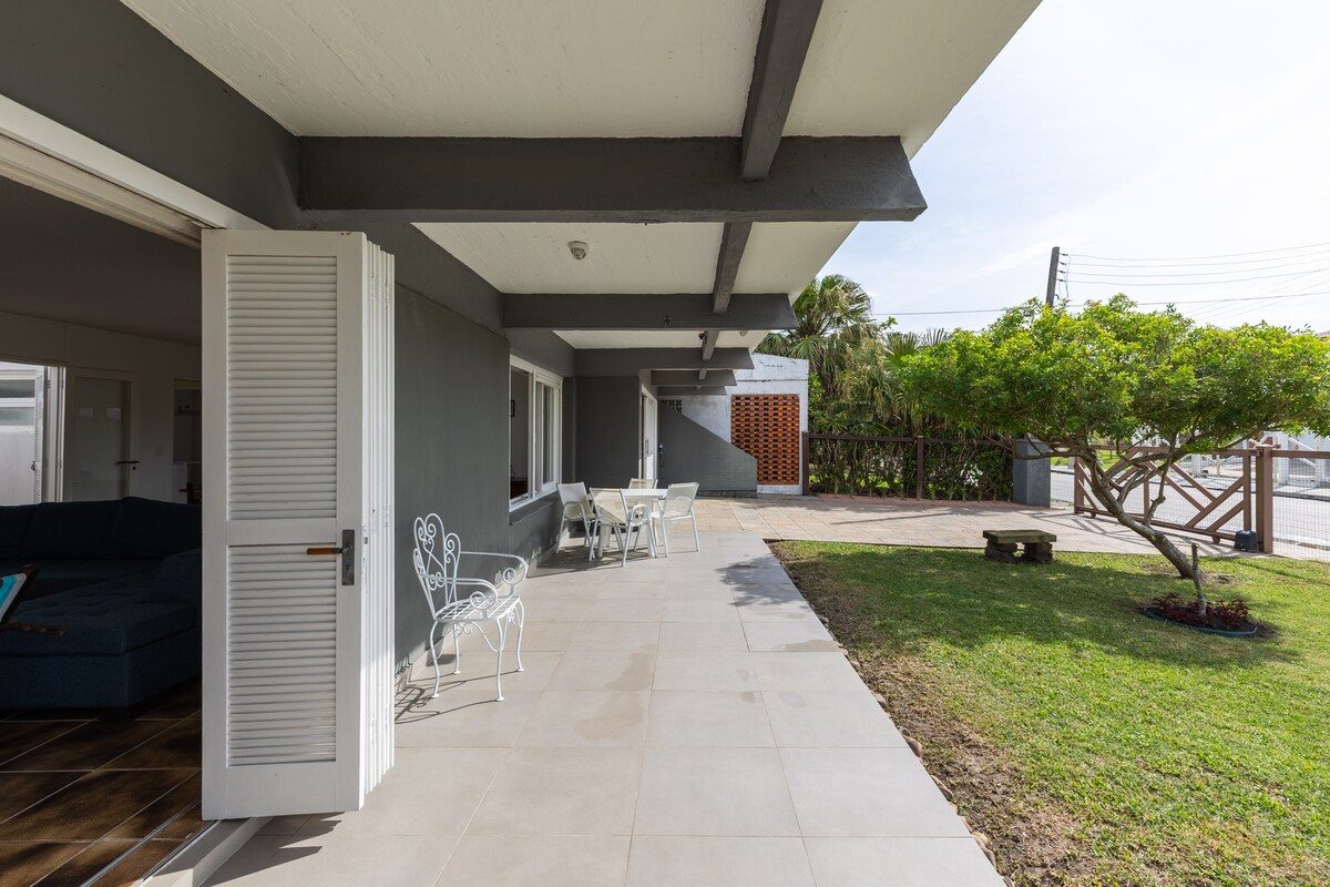 Casa com Piscina Aquecida em Atlântida — foto 37