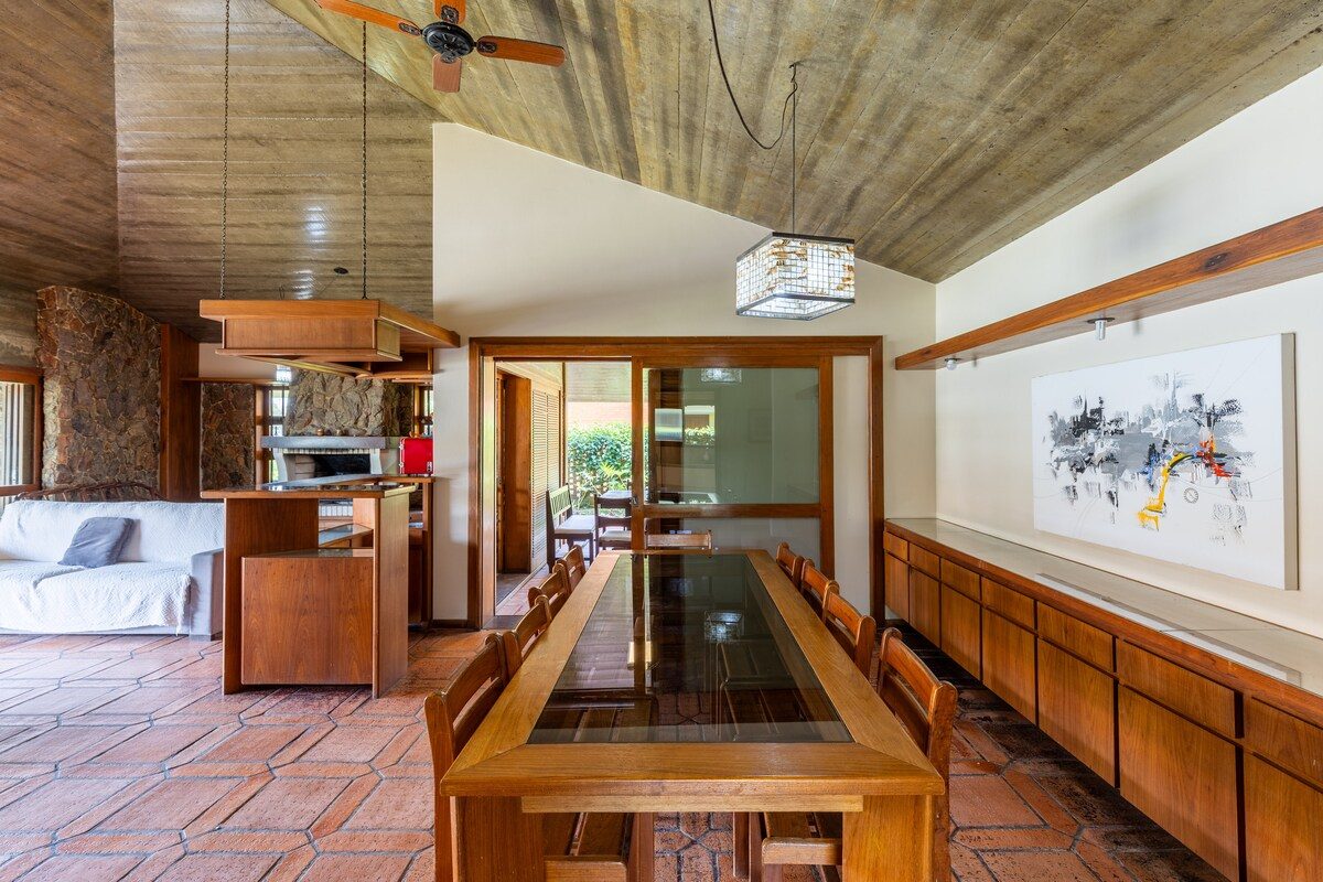 Casa de Pedra com Piscina e Área Verde Privativa — foto 13