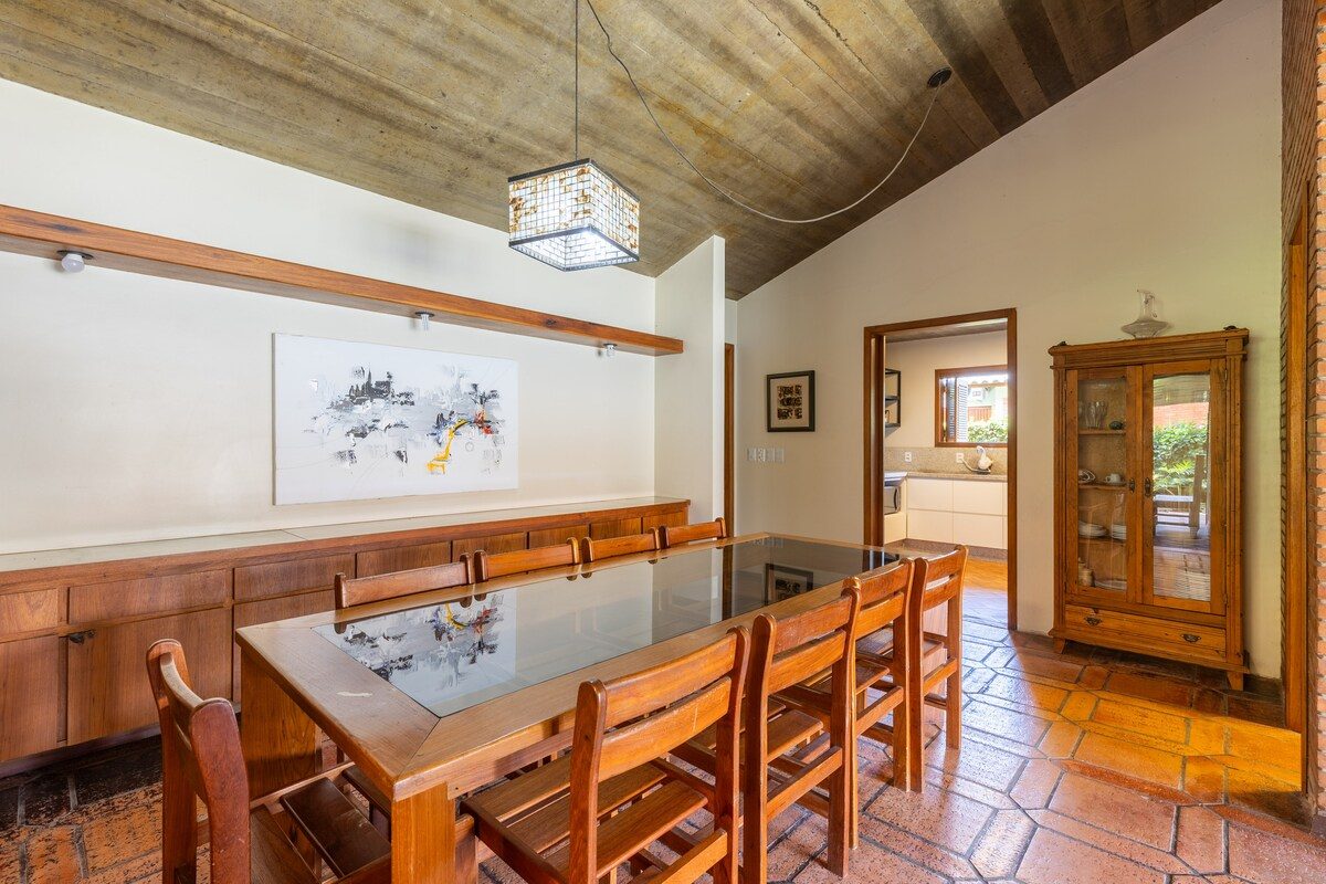 Casa de Pedra com Piscina e Área Verde Privativa — foto 15